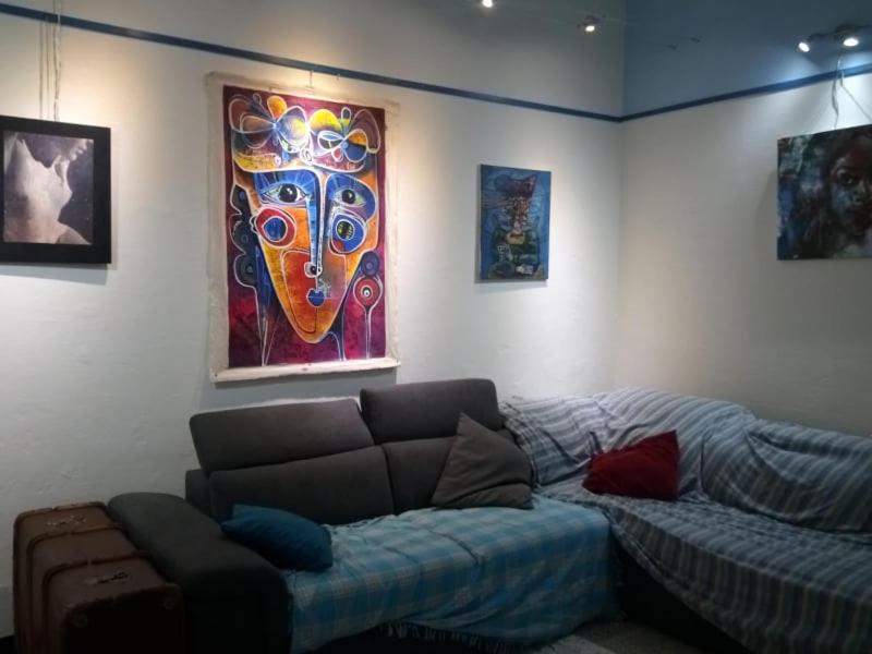 Ampia Stanza Con Bagno Privato, Centro Sassariアパートメント エクステリア 写真