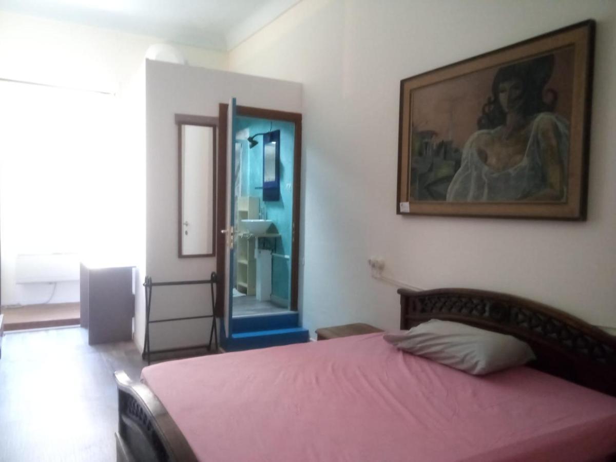 Ampia Stanza Con Bagno Privato, Centro Sassariアパートメント エクステリア 写真
